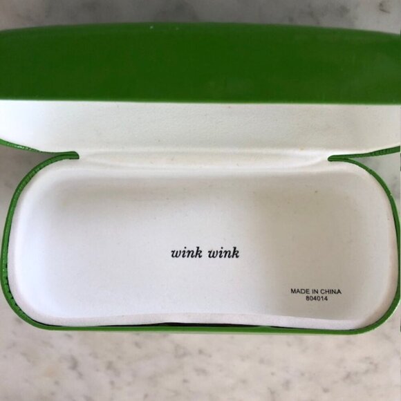 KATE SPADE Wink Wink Green Hard Glass Clamshell Case - Picture 1 of 10